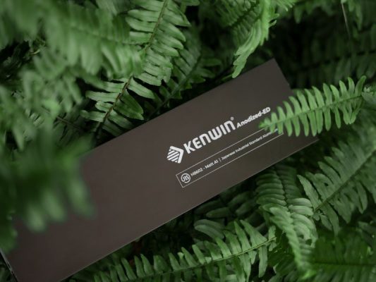 Cửa nhôm Anode là gì? Tổng hợp kiến thức cần biết và ứng dụng thực tế