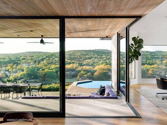 Cửa nhôm slim ngoại thất mở góc 90° cho kiến trúc ôm trọn vẻ đẹp núi non