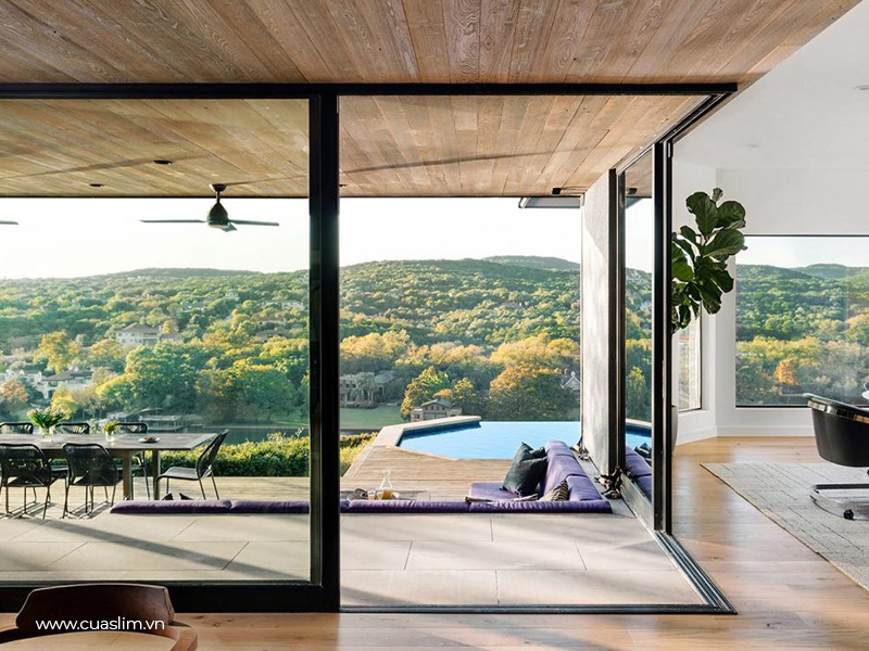 Cửa nhôm slim ngoại thất mở góc 90° cho kiến trúc ôm trọn vẻ đẹp núi non
